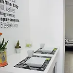 布达佩斯城市公寓